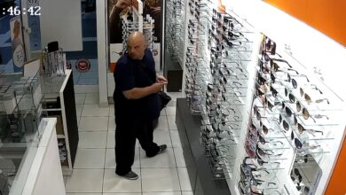 Photo of Policja poszukuje złodzieja okularów [VIDEO]