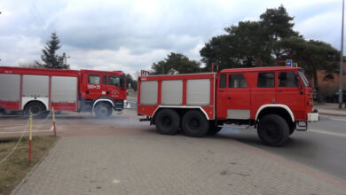 Photo of Wóz strażacki z Góry Puławskiej pojechał na Ukrainę